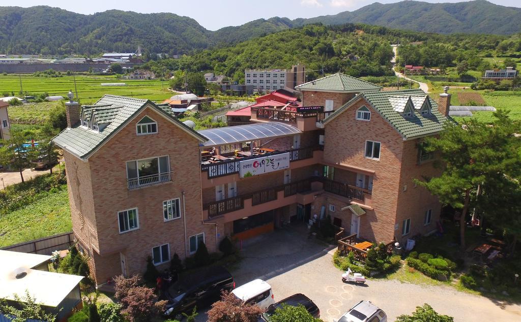 Yeowoogneul Pension Chuncheon Εξωτερικό φωτογραφία
