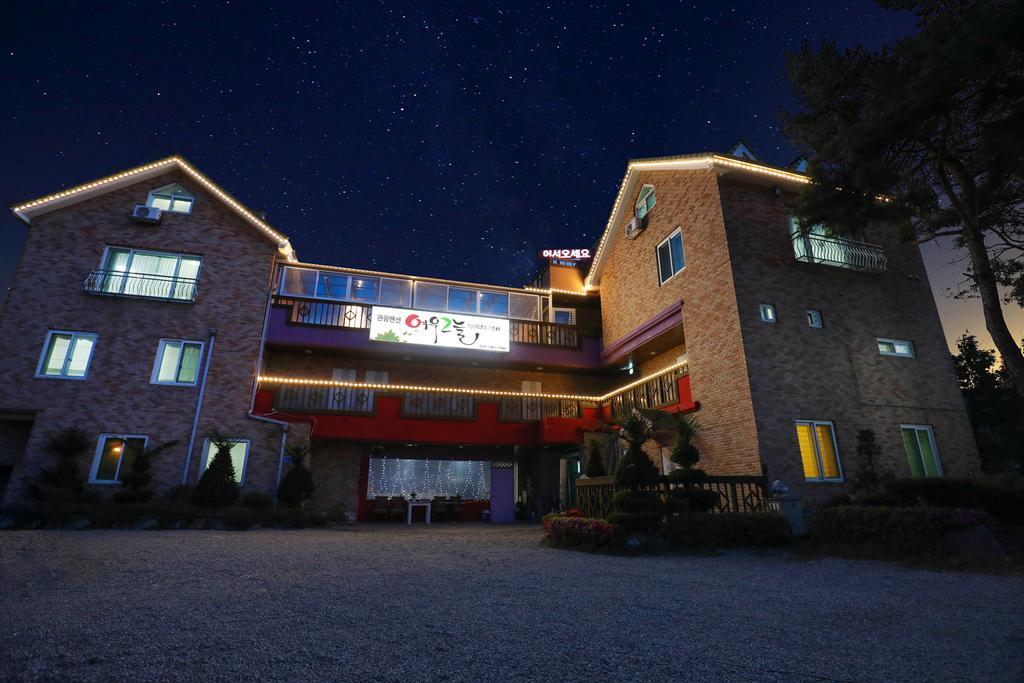 Yeowoogneul Pension Chuncheon Εξωτερικό φωτογραφία