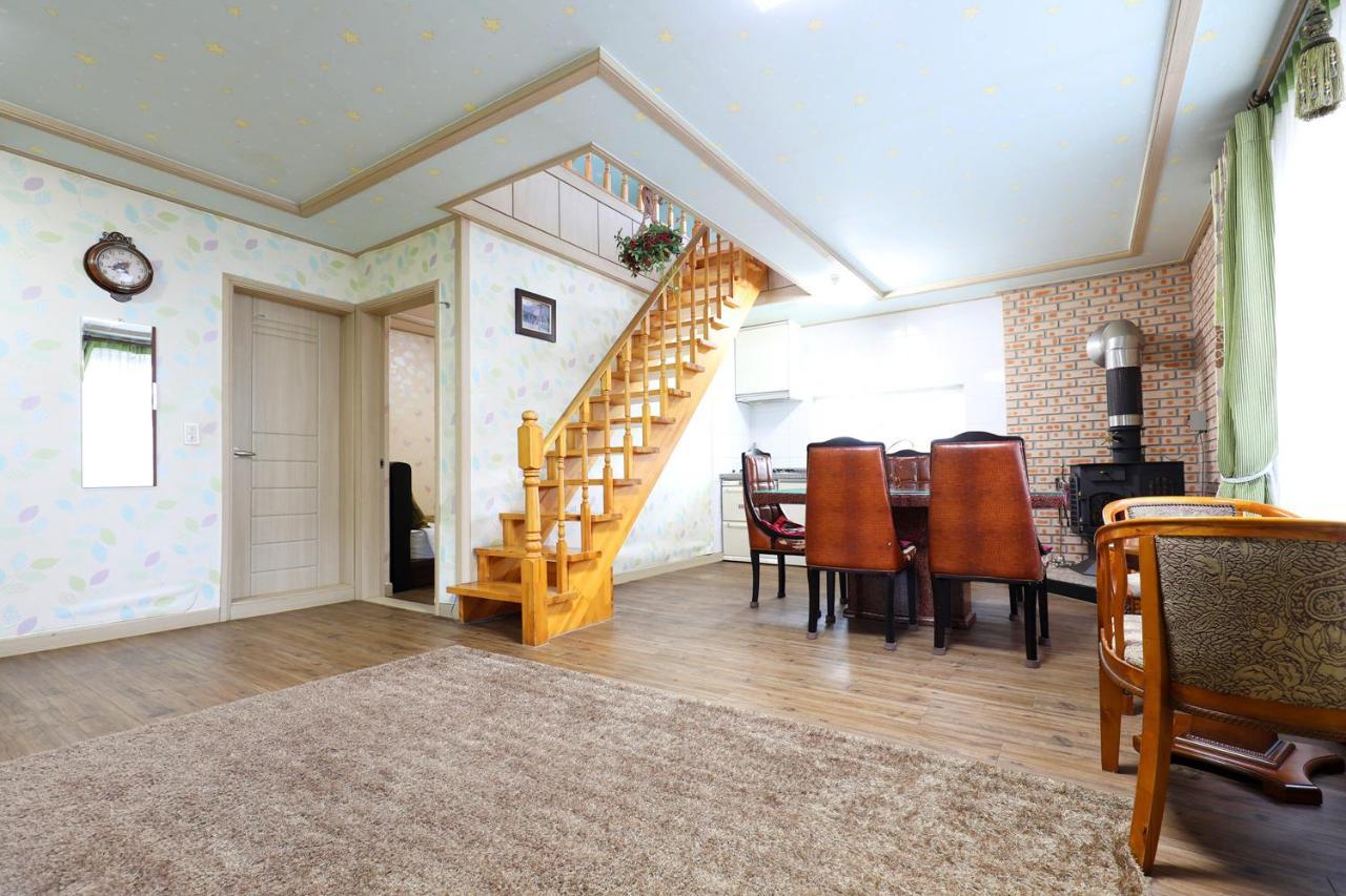 Yeowoogneul Pension Chuncheon Εξωτερικό φωτογραφία