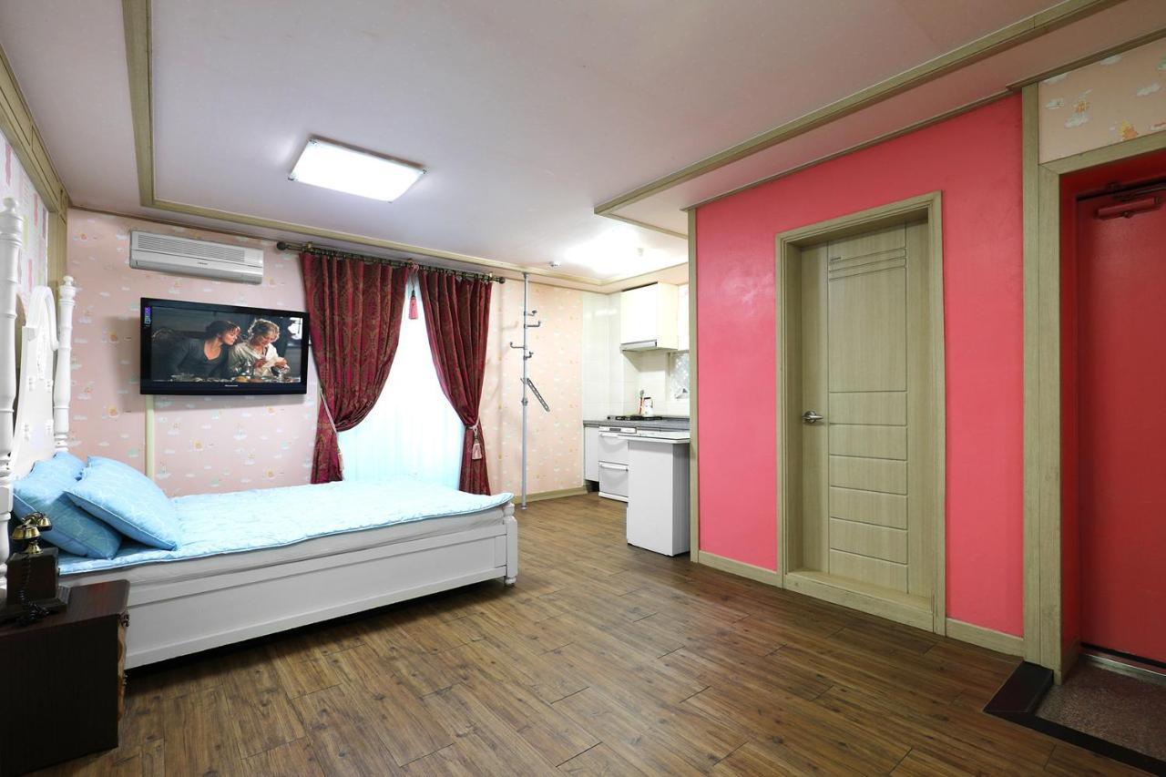 Yeowoogneul Pension Chuncheon Εξωτερικό φωτογραφία